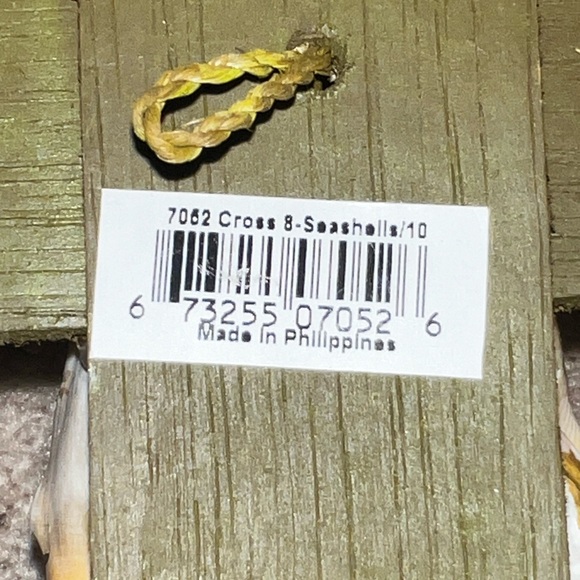 Natural Seashell Cross with Pops of Color
8" BRAND NEW, NWT - Picture 5 of 6